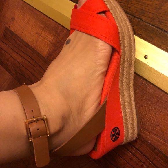 Tory Burch - Picture 6 of 8